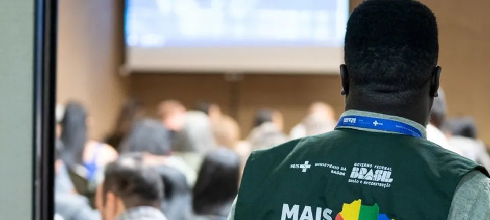Mais Médicos mobiliza 1,5 mil profissionais e cria 501 bolsas para áreas vulneráveis - Imagem do artigo original