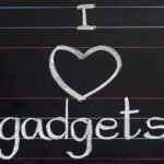 CEO da Logitech rejeita gadgets de IA e diz que mercado ainda não vê necessidade