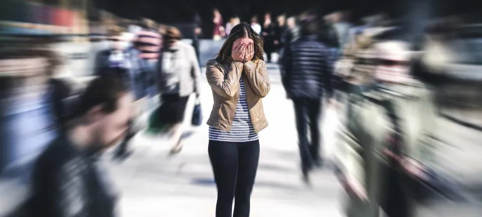 Estudo revela 547 mil casos de esquizofrenia no Brasil e aponta impacto da desigualdade - Imagem do artigo original