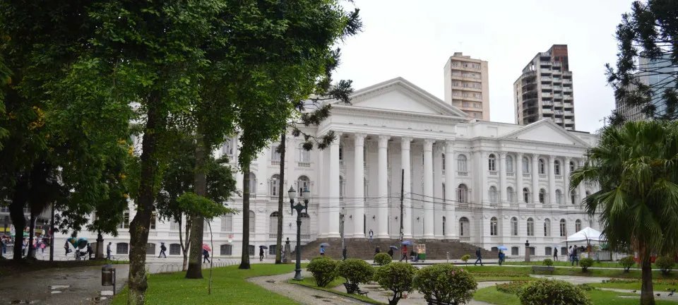 UFPR oferta 852 vagas para ingresso com nota do Enem - Imagem do artigo original