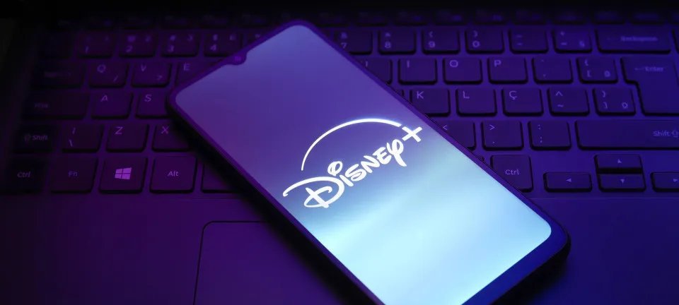 Disney+ revela feed de vídeos verticais com lançamento previsto para o fim do ano - Imagem do artigo original