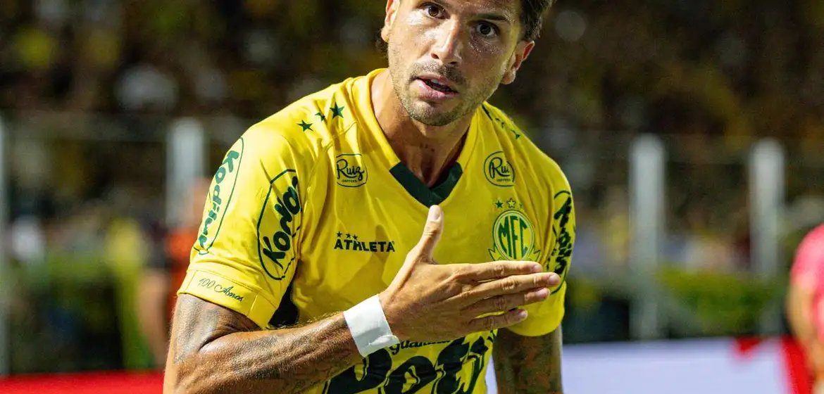 Mirassol goleia São Paulo na abertura do Paulistão e agita domingo de Estaduais - Imagem do artigo original