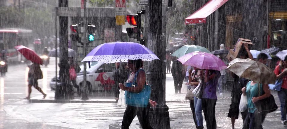 Inmet emite cinco alertas de chuva intensa para Norte e Sul do Brasil - Imagem do artigo original
