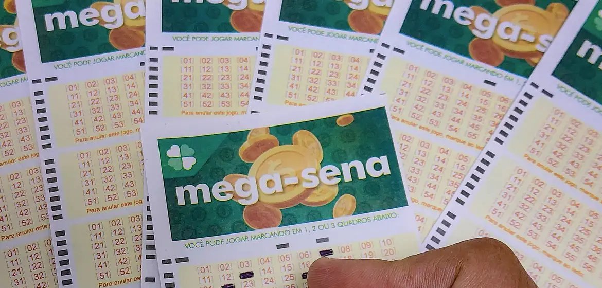 Mega-Sena acumula e prêmio sobe para R$ 55 milhões no sorteio de quinta - Imagem do artigo original