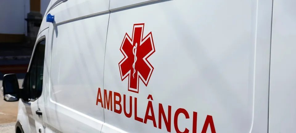 Caminhão perde controle em ladeira de Nova Friburgo e mata menina de 6 anos - Imagem do artigo original