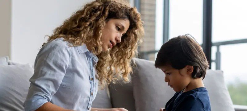 Ex-negociadora de sequestros revela 3 técnicas para lidar com crianças sem conflitos - Imagem do artigo original