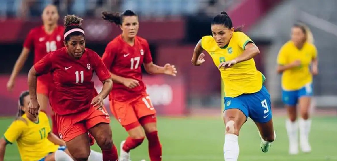 Lula assina MP que protege direitos comerciais da Copa do Mundo Feminina 2027 - Imagem do artigo original