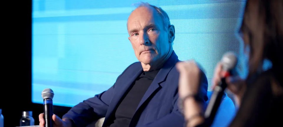 Tim Berners-Lee defende web descentralizada e sugere centro global para inteligência artificial - Imagem do artigo original