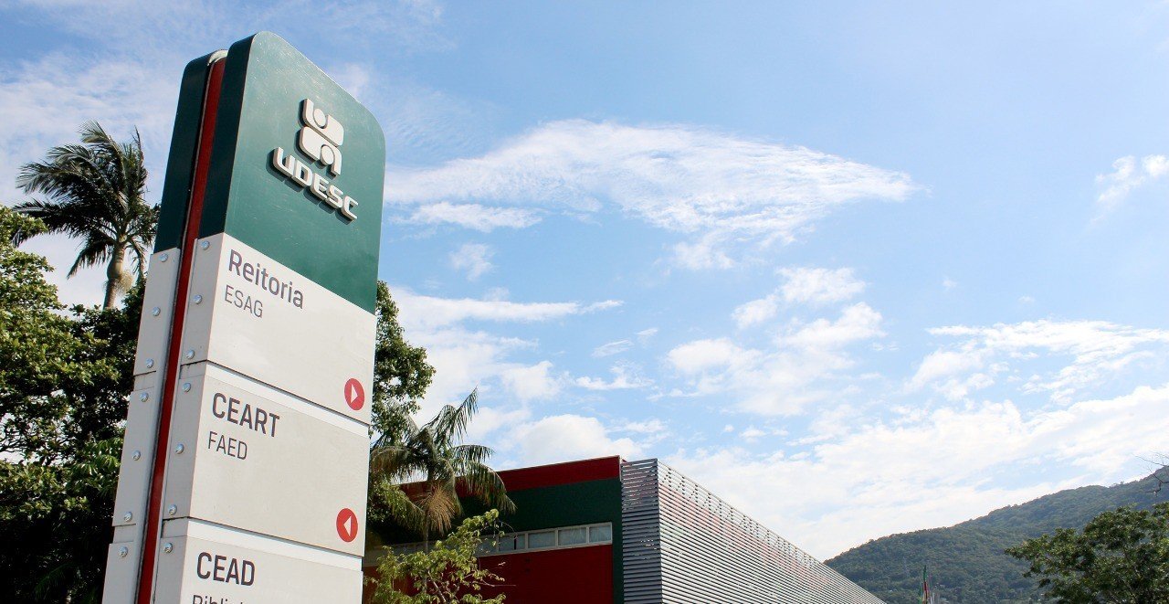 Lei que proíbe cotas raciais em SC é suspensa e alvo de contestação no STF - Imagem do artigo original